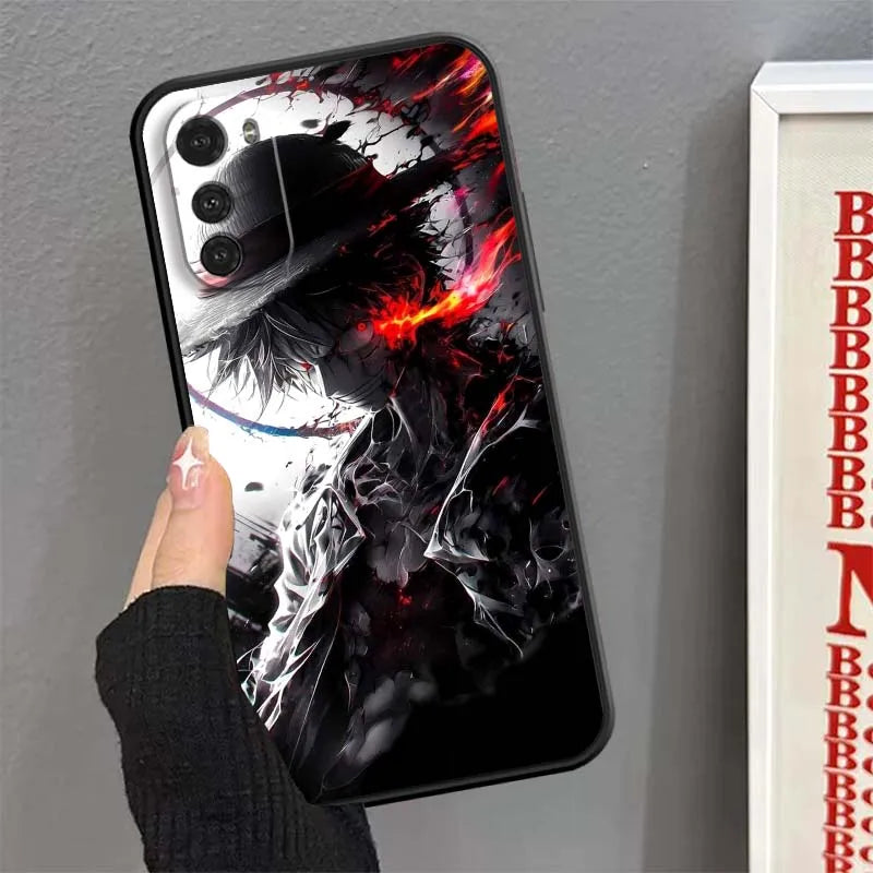 Funda de teléfono genial de anime de Luffy Zoro para Motorola G85 Edge 50 G24 G35 G14 G04 40 G72 G34 G G54 G13 G32 5G Negra