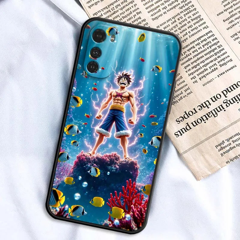 Funda de teléfono genial de anime de Luffy Zoro para Motorola G85 Edge 50 G24 G35 G14 G04 40 G72 G34 G G54 G13 G32 5G Negra
