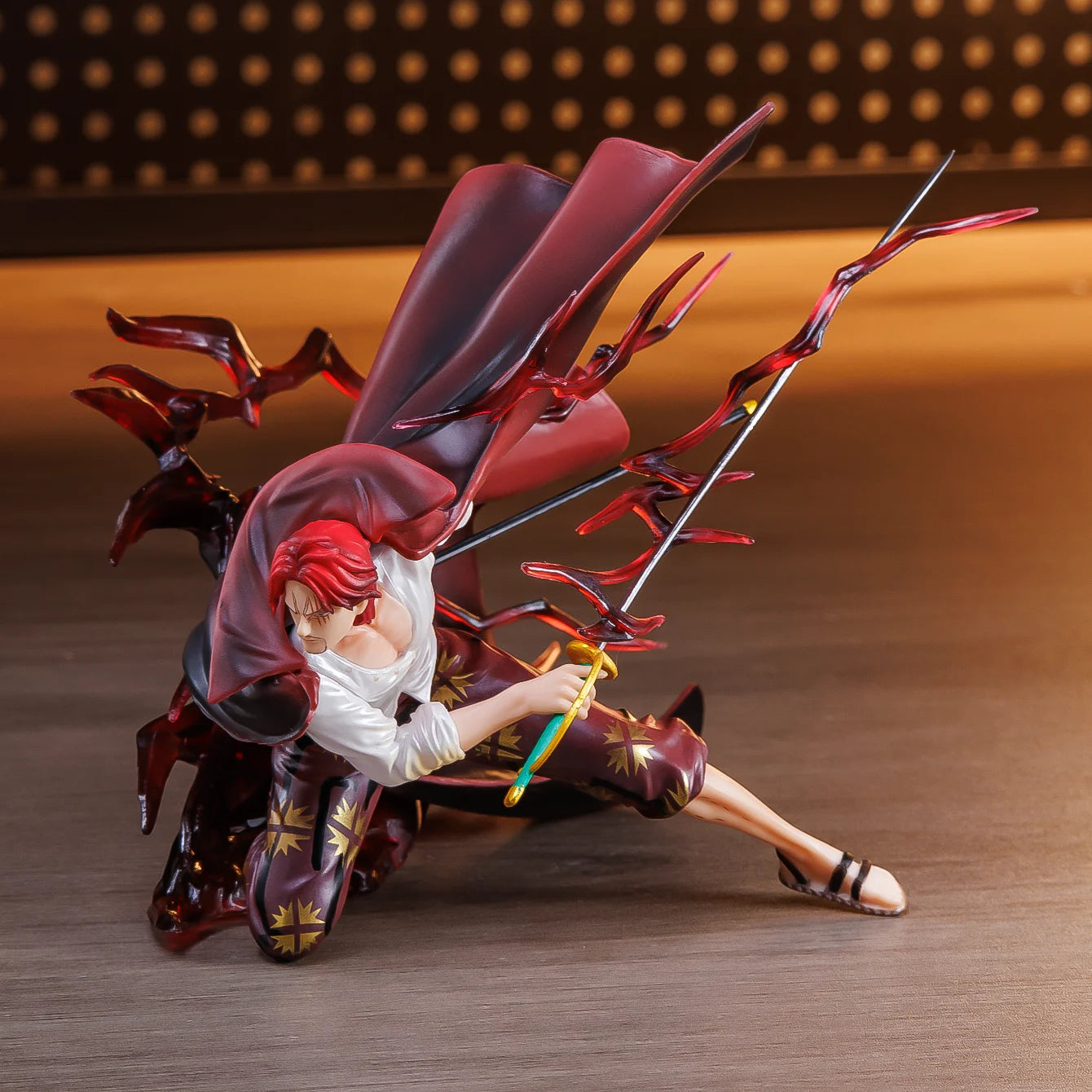 Shanks, One Piece, Anime Figure, Anime Merchandise, Anime Merch Gift for Friends Birthday, Anime Character Statue Ornament, Desktop Ornament, Pc Desktop Ornament, Collectible Figure, Holiday Gift, Small Gift, Collectible Item