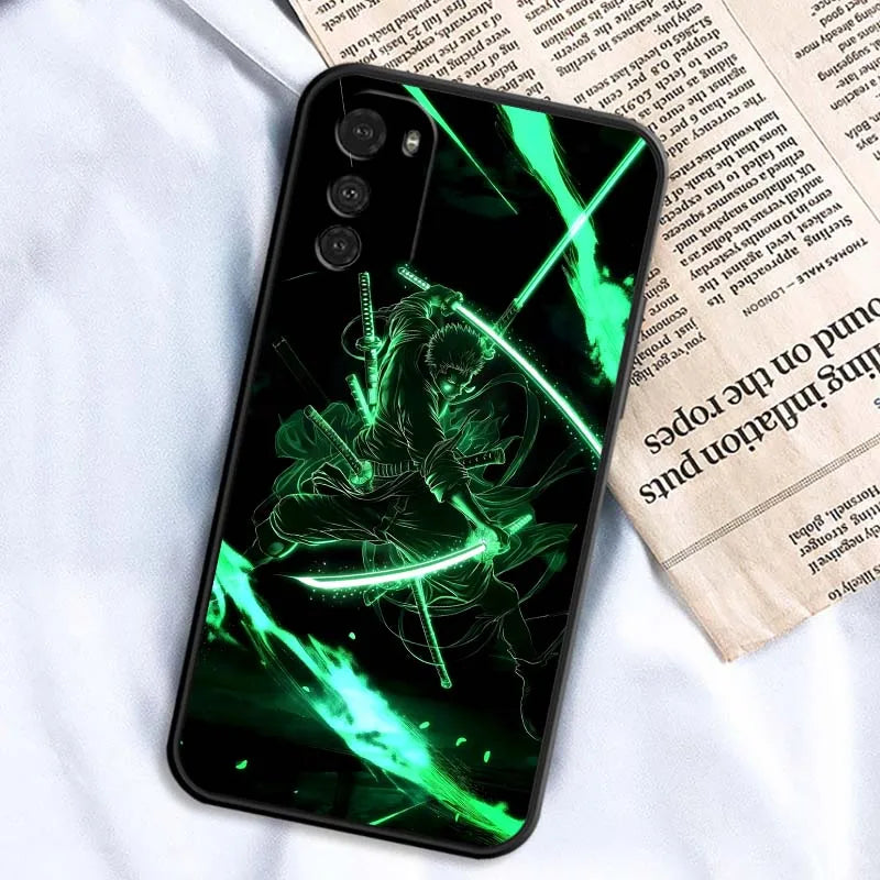 Funda de teléfono genial de anime de Luffy Zoro para Motorola G85 Edge 50 G24 G35 G14 G04 40 G72 G34 G G54 G13 G32 5G Negra